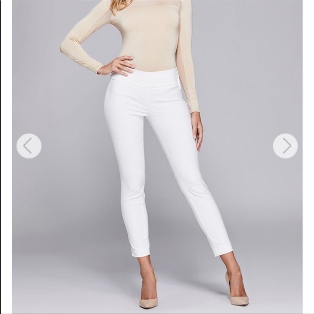 New Guess by Marciano Olivia White Crop Skinny 4 S